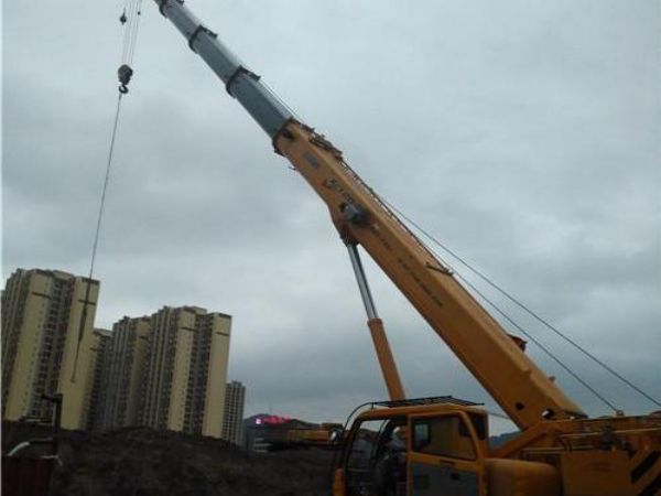 临湘市吊车租赁电话_8到500吨吊车出租